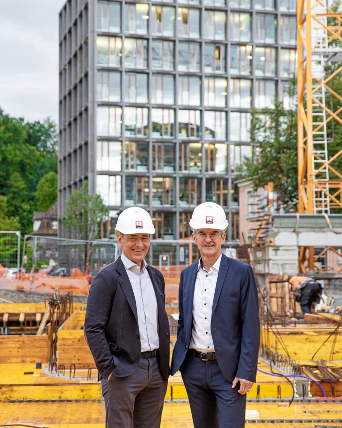 Hubert Rhomberg (l.) und Ernst Thurnher (r.), Geschäftsführer der Rhomberg Holding.